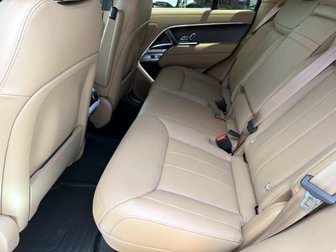 New 2026 Land Rover Range Rover SE AWD/4WD image 12