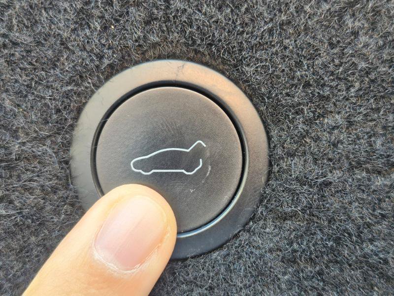 Used 2023 Tesla Model S AWD/4WD image 79