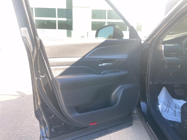 Used 2025 Toyota Grand Highlander AWD image 20