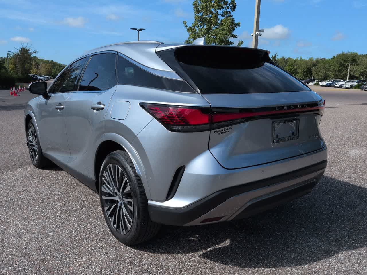 Used 2024 Lexus RX 350 Premium Plus w/ Convenience Package AWD/4WD image 4