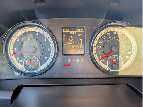 Used 2017 RAM 1500 Express image 19