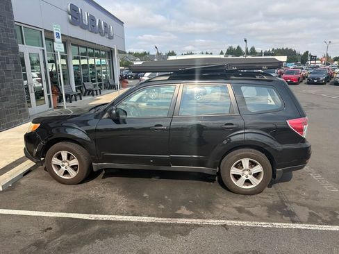 Used 2011 Subaru Forester 2.5X w/ Alloy Wheel Value Pkg AWD/4WD image 6