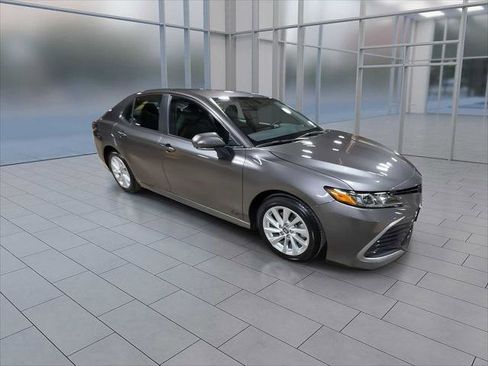 Certified 2023 Toyota Camry LE image 2