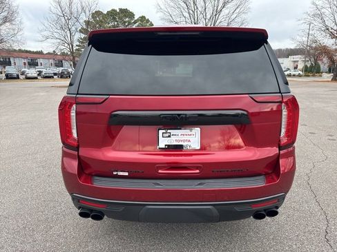 Used 2024 GMC Yukon Denali image 4