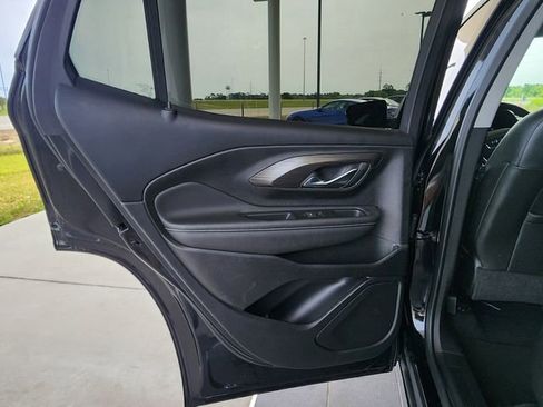Used 2023 GMC Terrain SLT w/ Elevation Edition FWD image 19