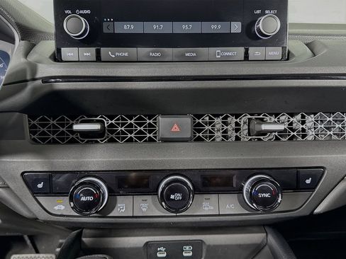 Certified 2023 Honda Accord EX image 18