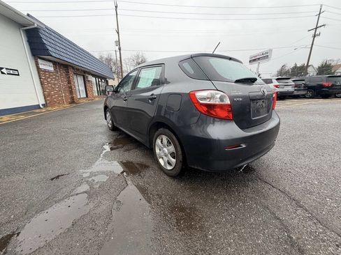 Used 2009 Toyota Matrix image 9