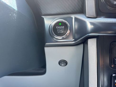 Used 2022 Ford F150 Limited AWD/4WD image 15