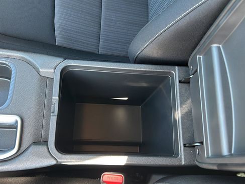 Used 2024 Nissan Sentra SV FWD image 15