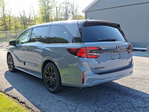 New 2026 Honda Odyssey Sport-L image 4