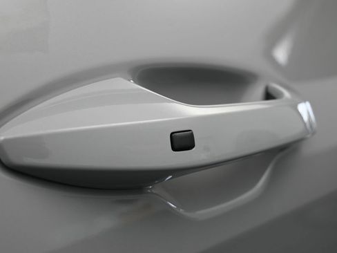 Used 2026 Kia Sportage EX w/ EX Panorama Roof Package image 27