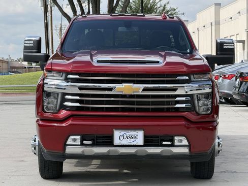 Used 2022 Chevrolet Silverado 3500 High Country AWD/4WD image 9