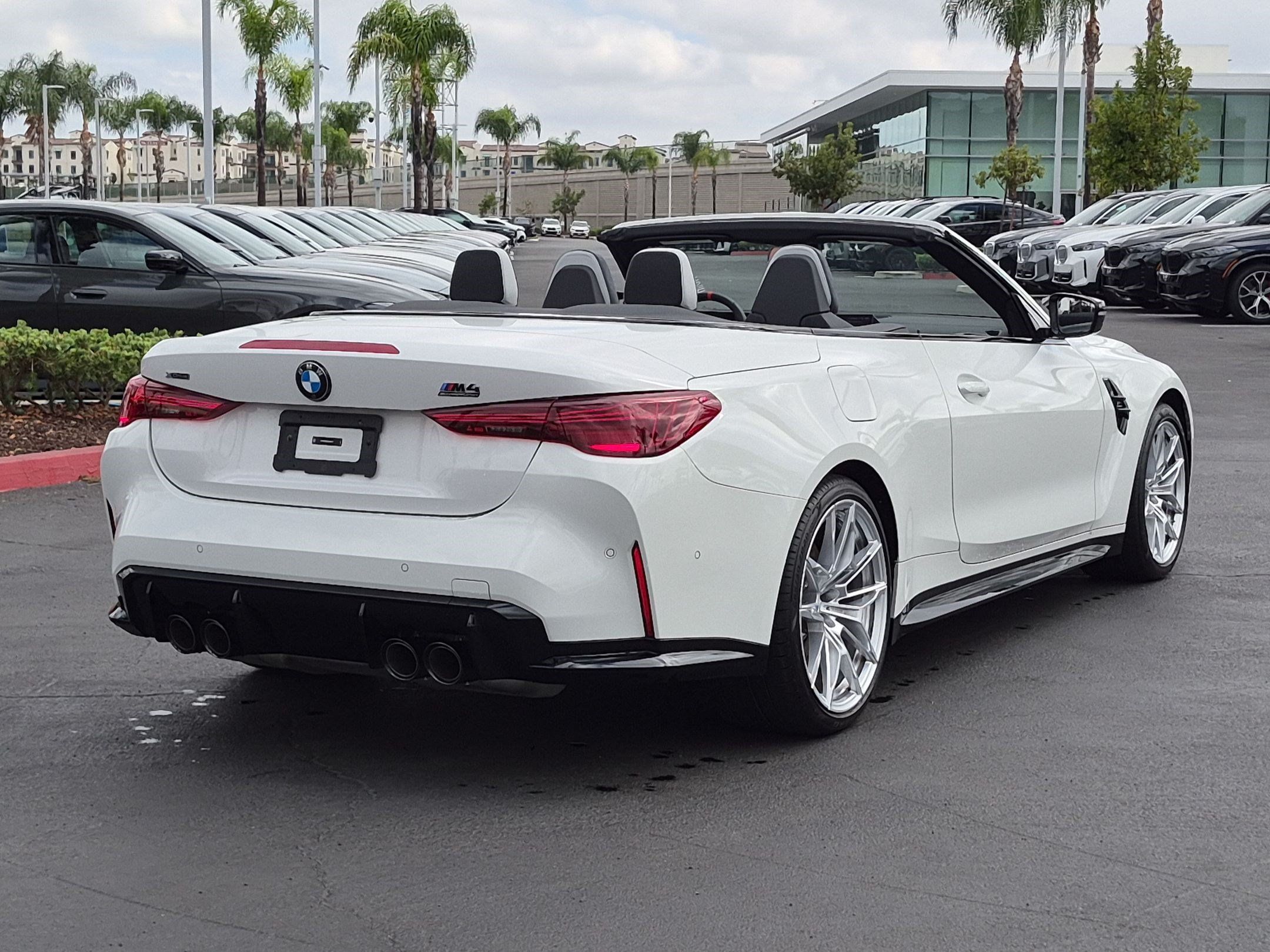 Used 2025 BMW M4 xDrive Competition w/ Executive Package AWD/4WD image 10