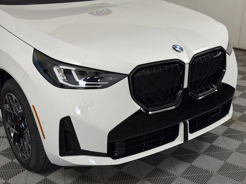 New 2026 BMW X3 xDrive30i w/ Premium Package AWD/4WD image 16