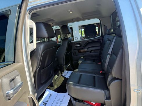 Used 2015 GMC Sierra 3500 SLE w/ SLE Preferred Package AWD/4WD image 22