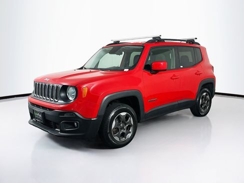 Used 2015 Jeep Renegade Latitude AWD/4WD image 3