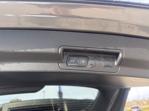 New 2026 Ford Explorer ST-Line w/ ST-Line Street Pack image 13