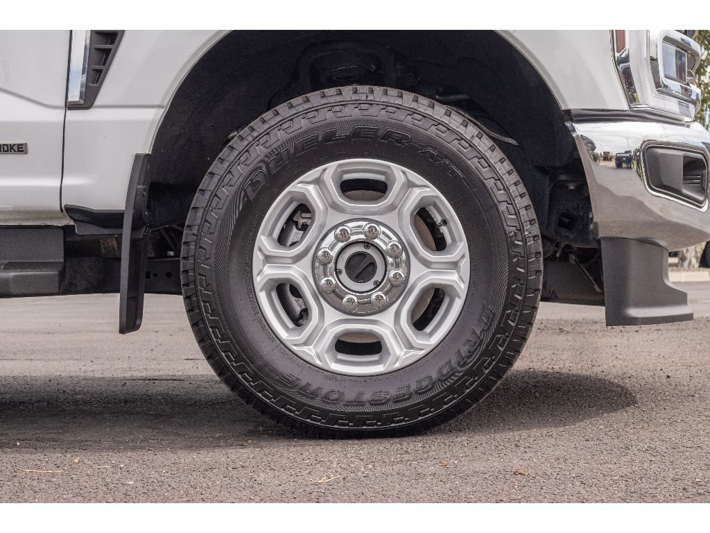 Used 2024 Ford F250 Lariat AWD/4WD image 9