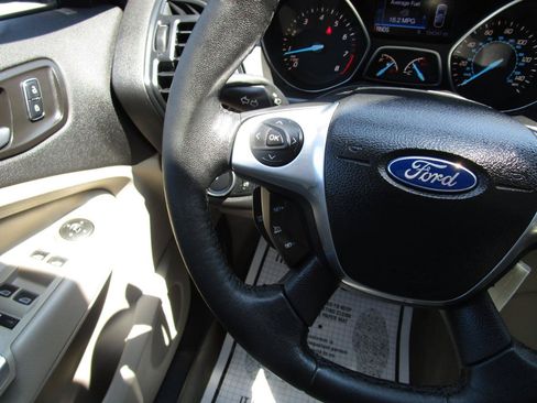 Used 2016 Ford Escape SE w/ SE Leather Comfort Package FWD image 13