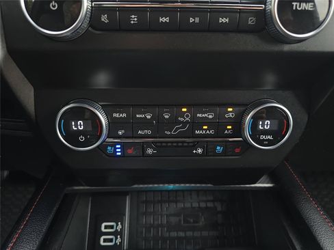 Used 2019 Ford Expedition Max Limited w/ Equipment Group 303A RWD image 18
