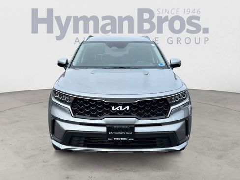 Certified 2022 Kia Sorento S image 9