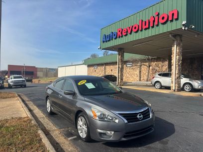 Used 2014 Nissan Altima 2.5 SV
