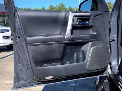 Used 2024 Toyota 4Runner SR5 Premium image 21