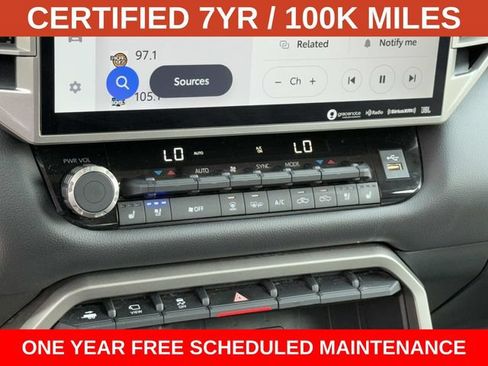 Used 2023 Toyota Tundra Limited AWD/4WD image 21
