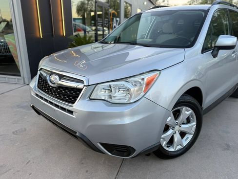 Used 2014 Subaru Forester 2.5i Premium w/ Popular Package #2 AWD/4WD image 2
