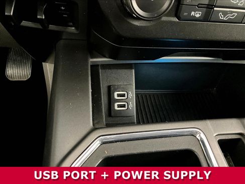 Used 2019 Ford F150 XLT w/ Equipment Group 302A Luxury AWD/4WD image 17