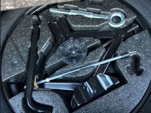 Used 2016 Volvo XC60 T5 Platinum w/ Climate Package image 19