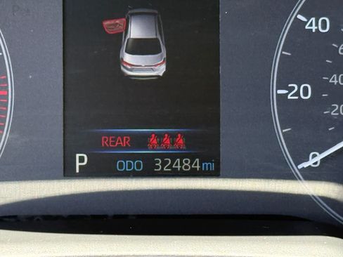 Used 2025 Toyota Corolla LE FWD image 18