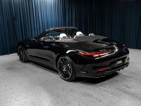 Certified 2023 Mercedes-Benz SL 63 AMG 4MATIC image 11