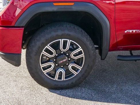 Used 2022 GMC Sierra 2500 AT4 image 5