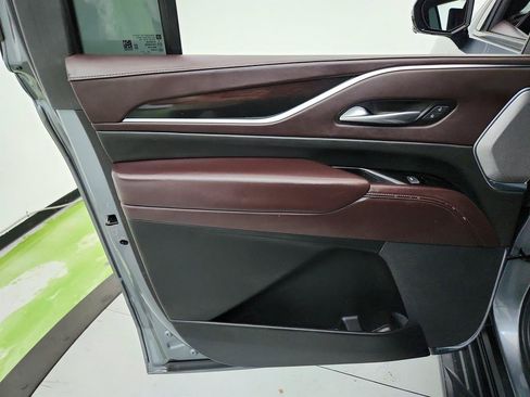 Used 2022 Cadillac Escalade ESV Sport Platinum w/ LPO, ONYX Package AWD/4WD image 26