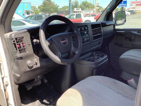 Used 2012 GMC Savana 2500 RWD image 26