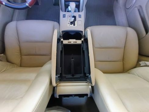 Used 2006 Acura RL image 36