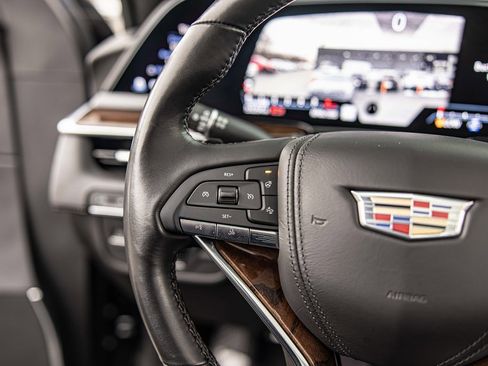 Used 2023 Cadillac Escalade Sport Platinum w/ LPO, ONYX Package image 28