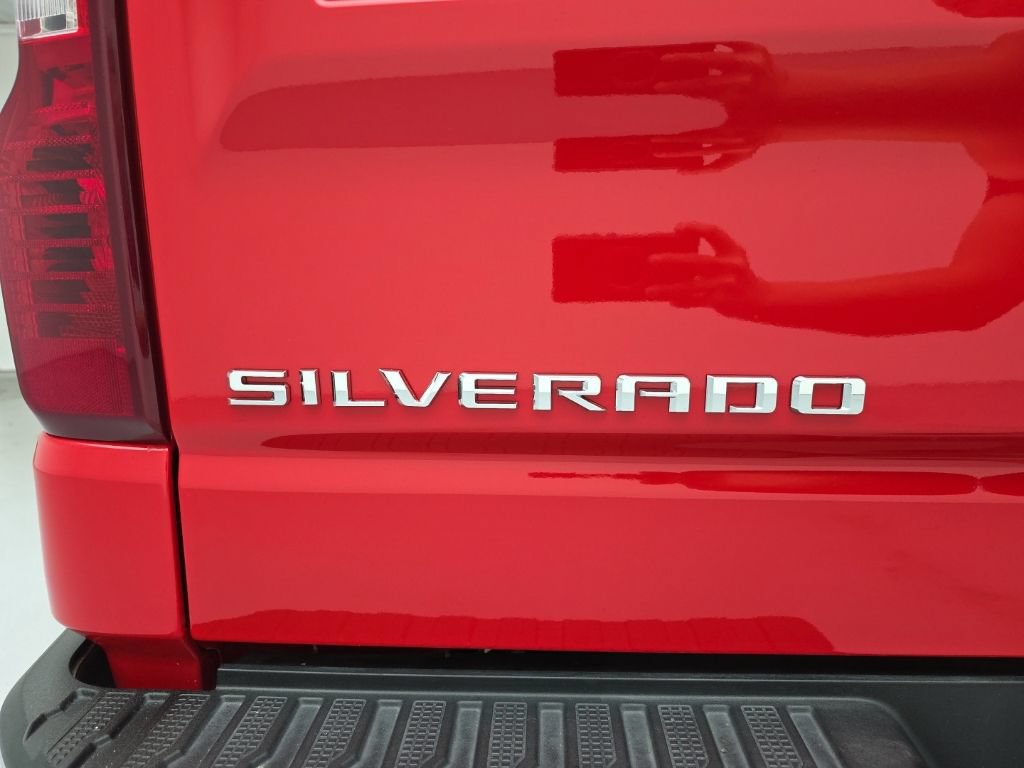 Used 2024 Chevrolet Silverado 1500 LT AWD/4WD image 55
