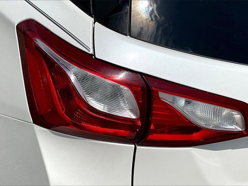 Used 2021 Chevrolet Equinox LT image 30