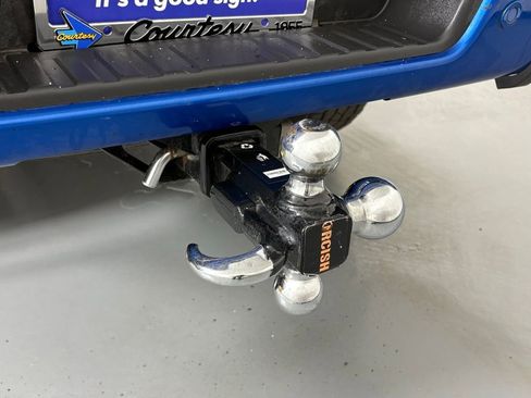 Used 2021 GMC Canyon Elevation image 42