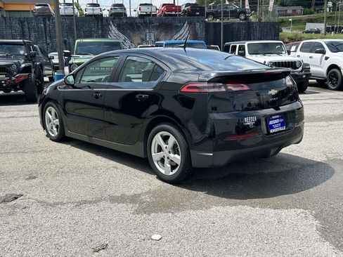 Used 2013 Chevrolet Volt w/ Enhanced Safety Package 2 FWD image 5