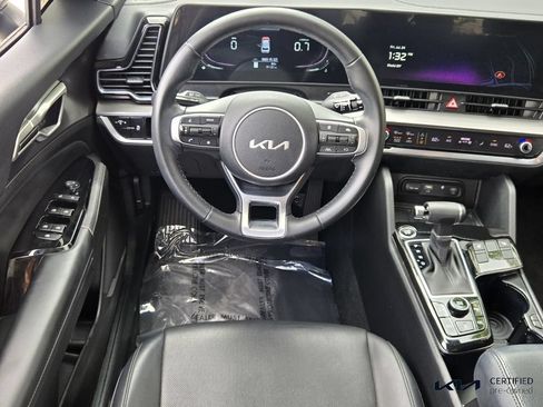 Certified 2023 Kia Sportage EX FWD image 13