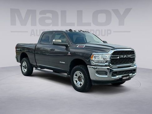 Used 2020 RAM 3500 Tradesman w/ Chrome Appearance Group image 7