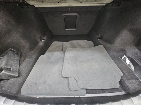 Used 2023 BMW 760i xDrive image 15