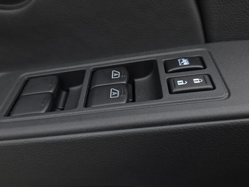 New 2026 Nissan Frontier SV w/ Tow Package image 32