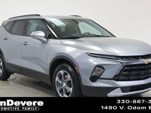 Used 2023 Chevrolet Blazer LT AWD/4WD image 1