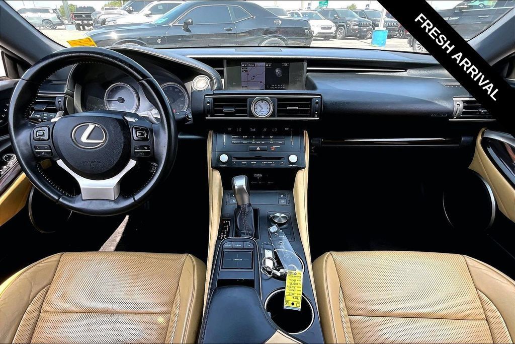 Used 2015 Lexus RC 350 w/ Luxury Package RWD image 7