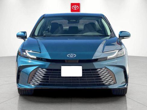 New 2026 Toyota Camry XLE FWD image 7