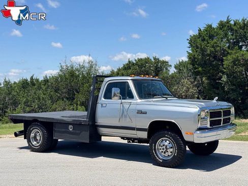 Used 1992 Dodge D/W Truck 350 AWD/4WD image 4